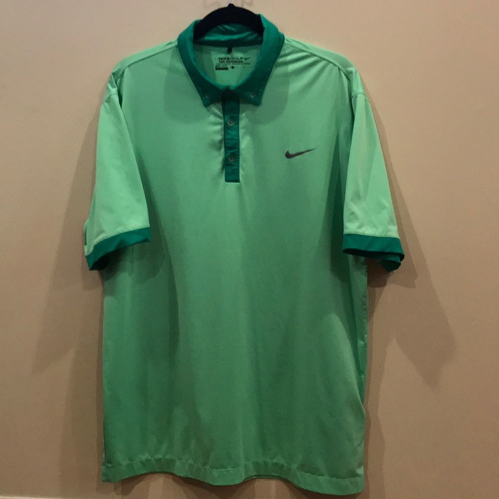 EUC - Men’s Large Nike Golf shirt
